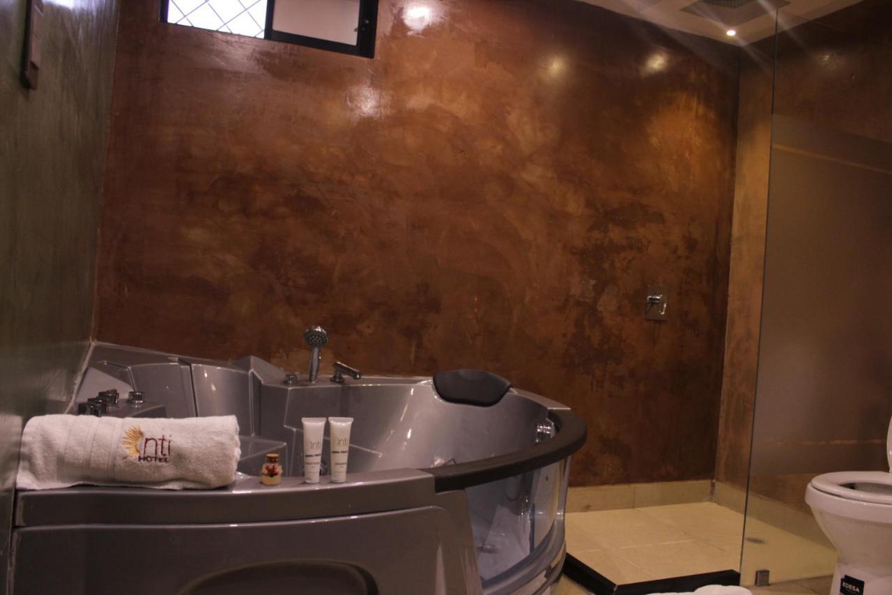 Hotel Inti Quito Luaran gambar